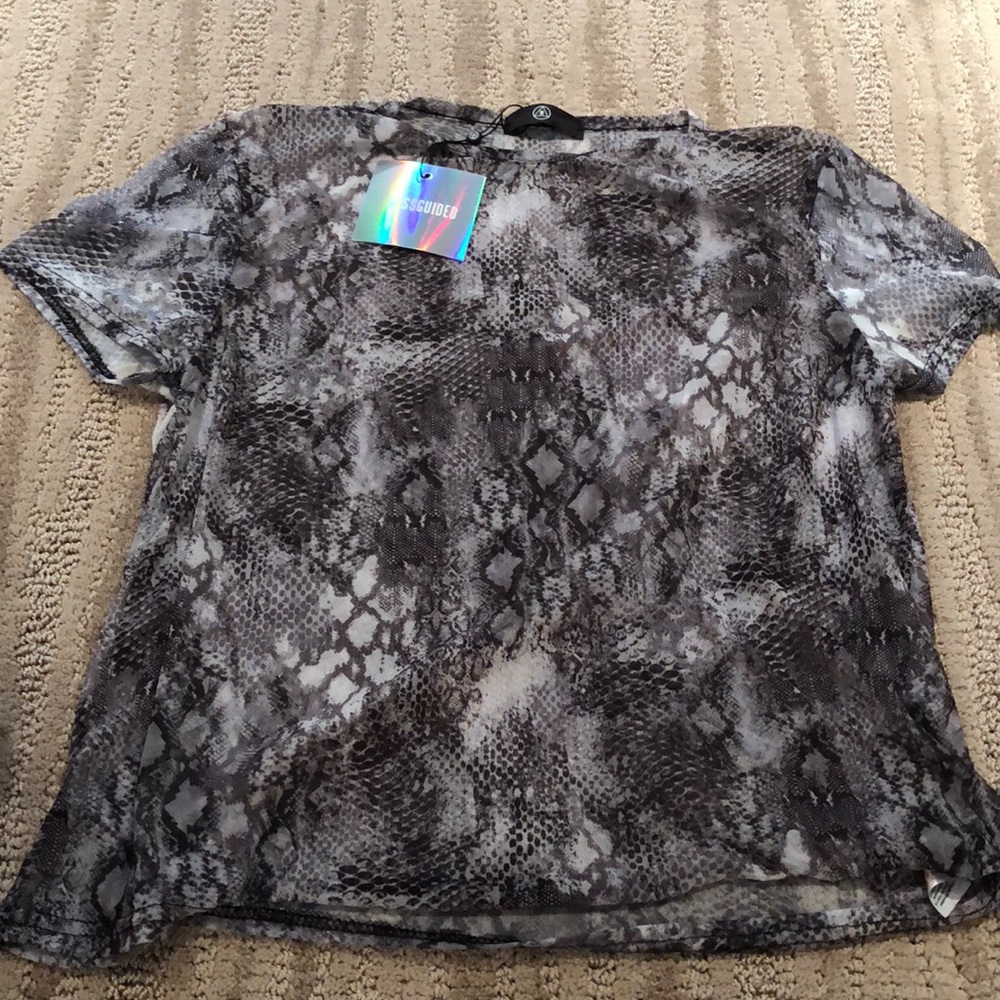 NWT MISSGUIDED PRINTED MESH SHIRT